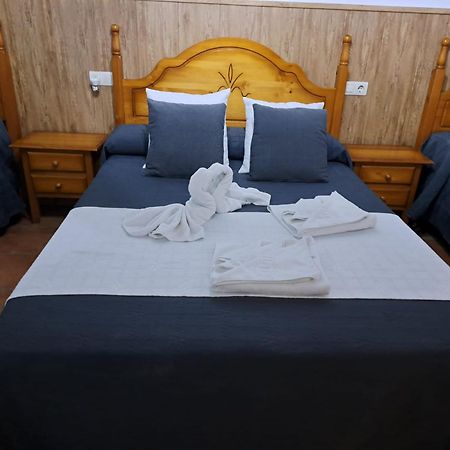 Hostal Brenaverde Gaucín المظهر الخارجي الصورة